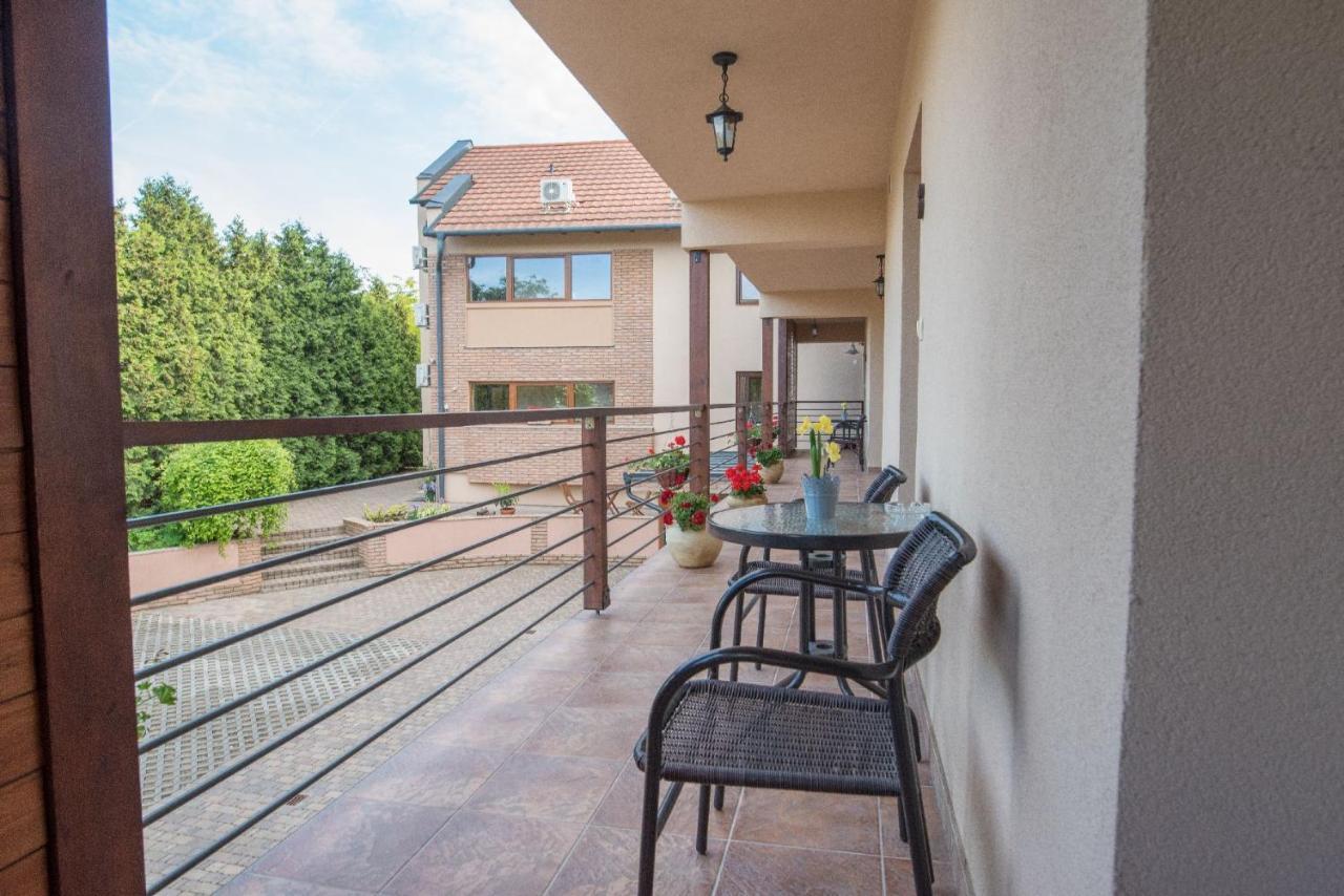 Vegvar Spa Apartman غيولا المظهر الخارجي الصورة